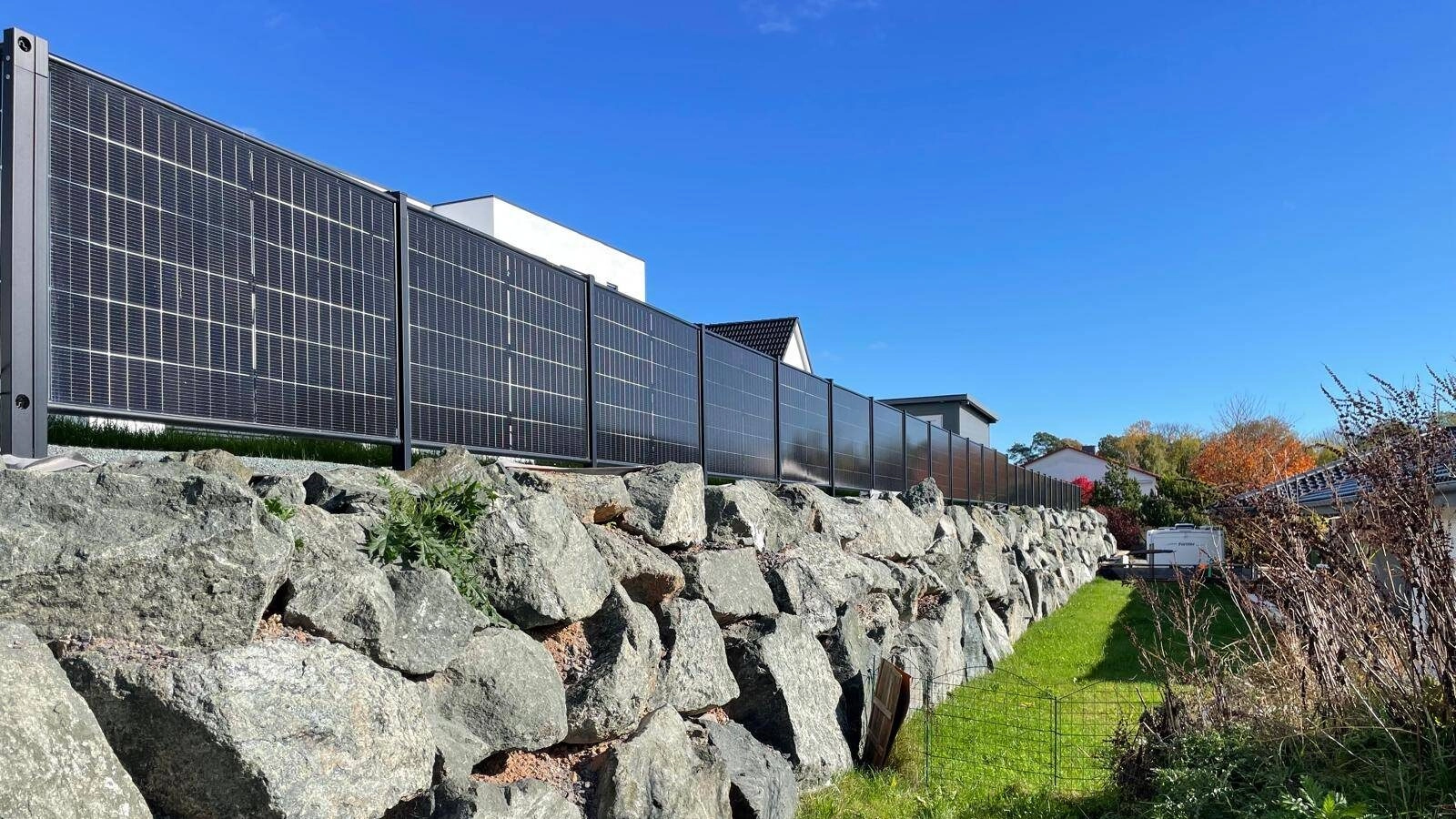 FlexAD Solarzaun, FlexAD PV Zaun, PV Gartenzaun, Solar Gartenzaun
